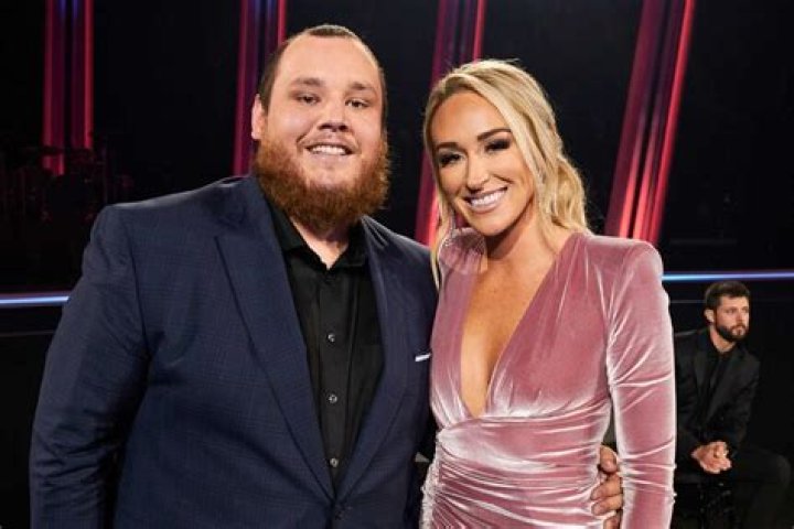 A Look Into Luke Combs And Nicole Hocking Relationship: Family And Net Worth