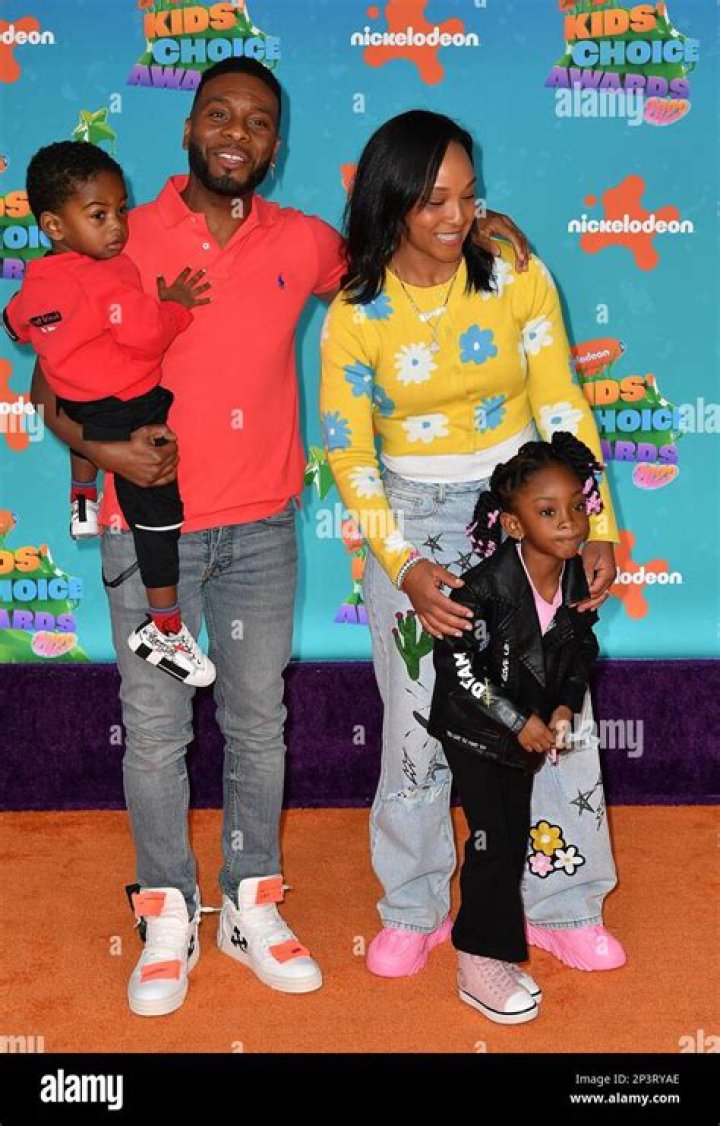 Are Kirbie Wallace and Leon Robinson are Husband Wife? Thier Net Worth, Children Facts