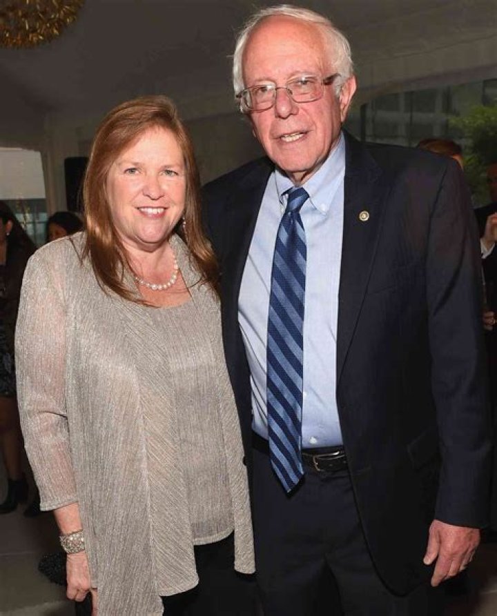 Bernie Sanders Bio, Age, Wife, Net Worth, Young, Twitter And More