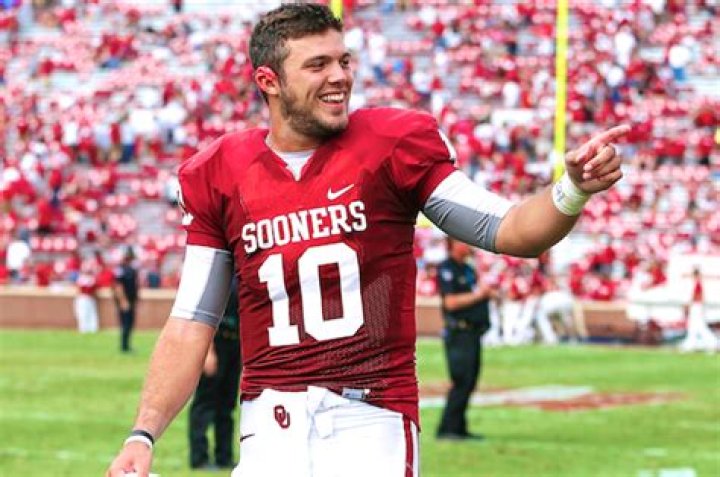 Blake Bell Contract, Salary, Net Worth, Wedding, College, High School, Height And Weight