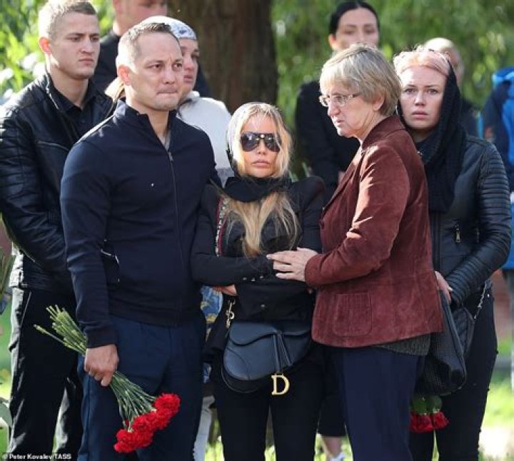 Elizaveta Apushkina Wiki, Biography, Age, Son, Married, Instagram, Family (Maxim Dadashev Wife)