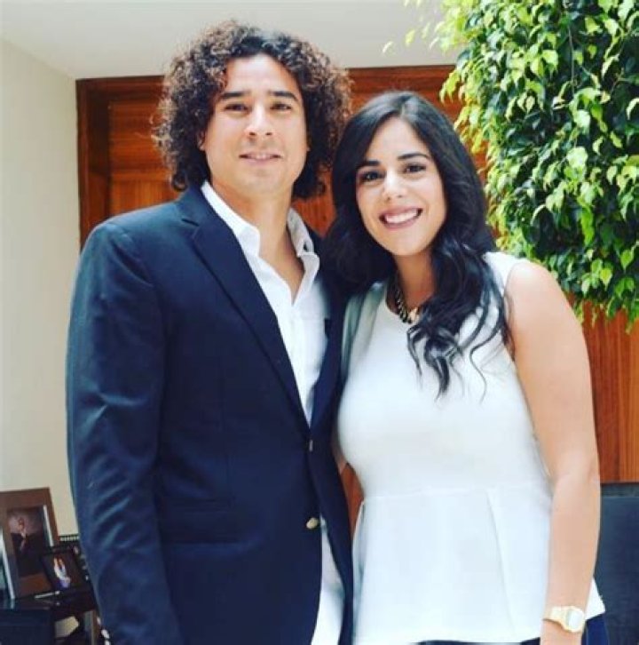 Esdras Ochoa Wife Sarah: Everything On His Wikipedia Age and Instagram