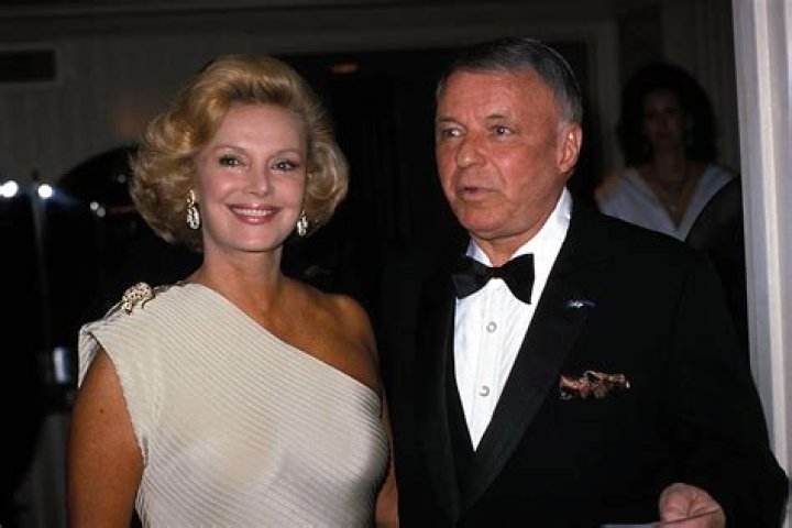 Frank Sinatra Bio, Wiki, Death, Age, Height, Wife, Son, Career, and Net Worth