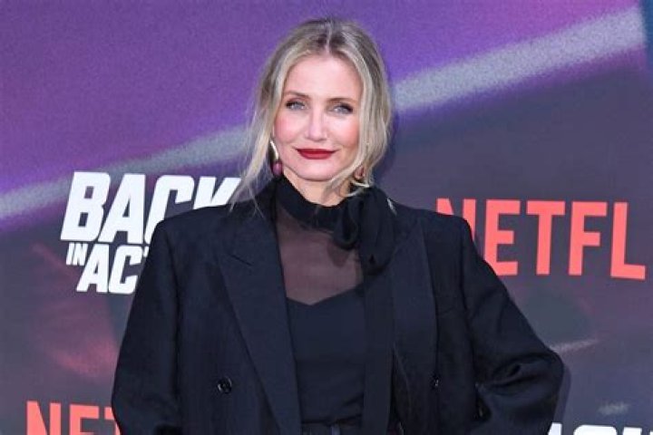 How Much Does Kristin Chenoweth Weigh? Kristin Chenoweth Height, Weight and Body Measurements in 2019