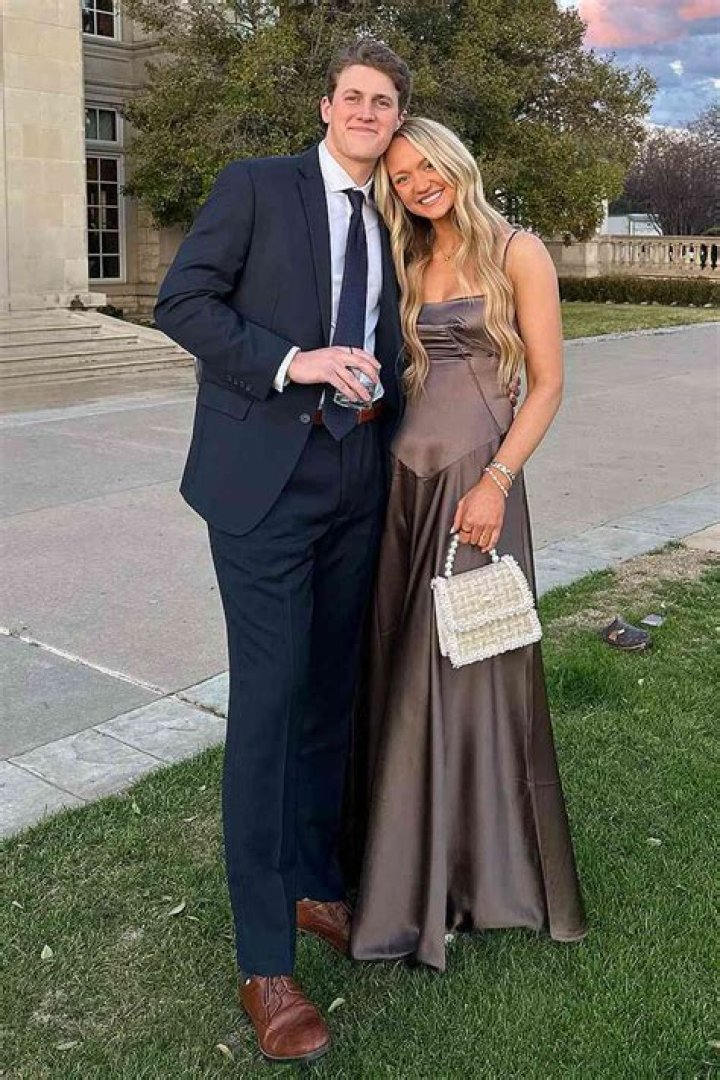 How Much Is Conrad Louis Worth? 10 Facts On Hayley Paige’s Fiance