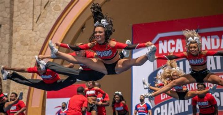How Tall Is Morgan Simianer Cheer Height Age; Wikipedia & Net Worth