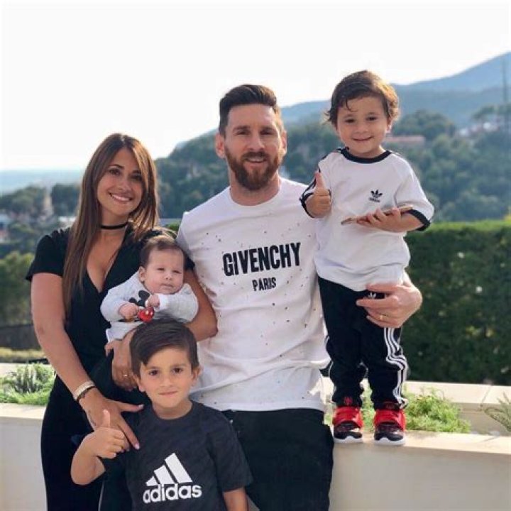 Is Lionel Scaloni Related To Lionel Messi? Family Tree And Net Worth Difference