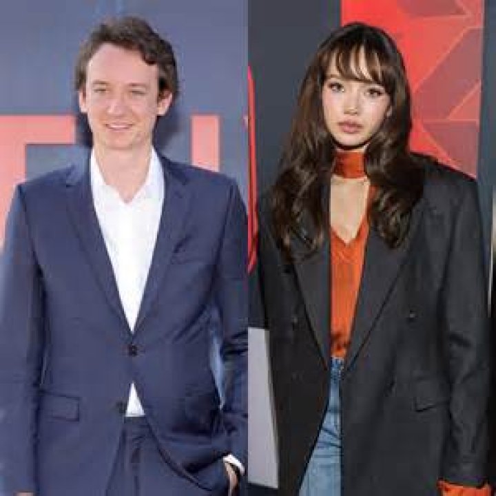 Is Sophie Skelton Related To Red Skelton? Her Boyfriend- Who Is Novio?
