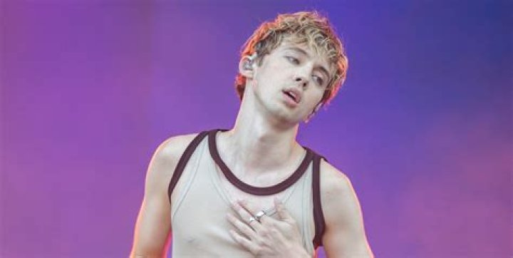 Is Troye Sivan Getting Married? TikTok Fans Are Getting Confused From His Video On Husband And Child