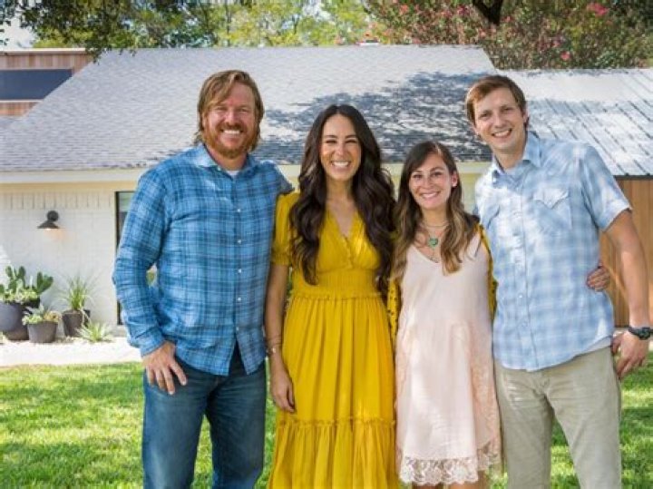 Joanna Gaines’s Net Worth, Age, Height, Weight, Husband, Kids, Bio-Wiki