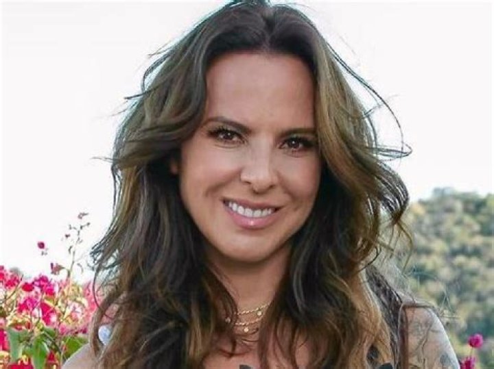 Kate Del Castillo: dating, net worth, tattoos, smoking & body measurements