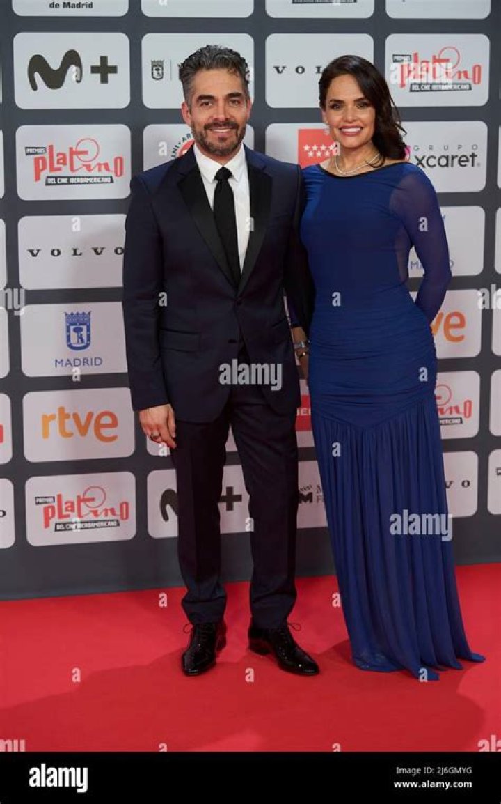 Lucia Ruiz de la Peña: Meet Omar Chaparro’s Wife On Instagram