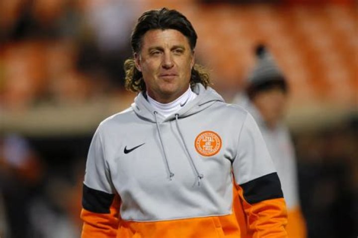 Mike Gundy Age, Height, Family, Nationality, Wife, Children