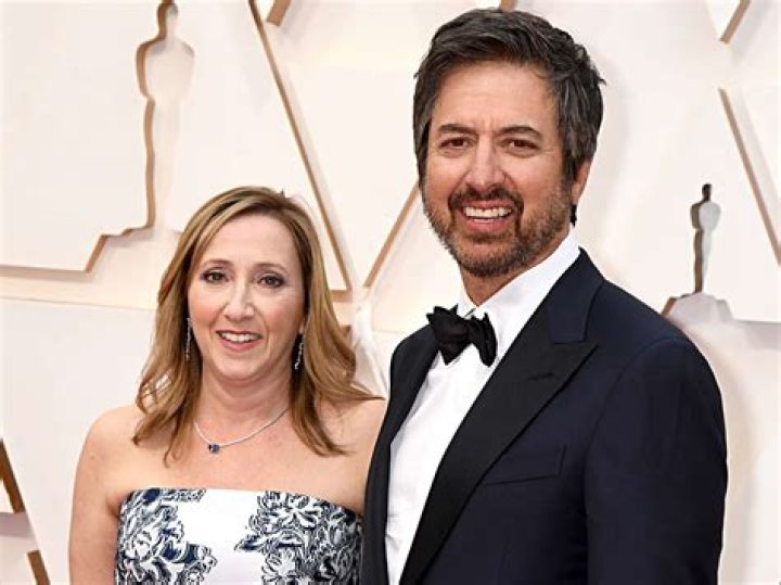 Ray Romano: Wife, net worth, tattoos, smoking & body facts
