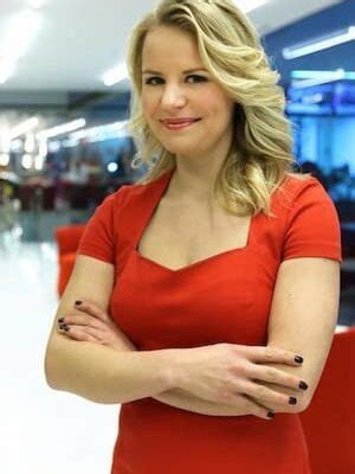 Sara Murray Bio, Age, Family, Husband, Kids, CNN, Salary, Net Worth
