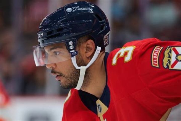 Seth Jones Biography, Wiki, Age, Salary, Parents, Girlfriend, Instagram