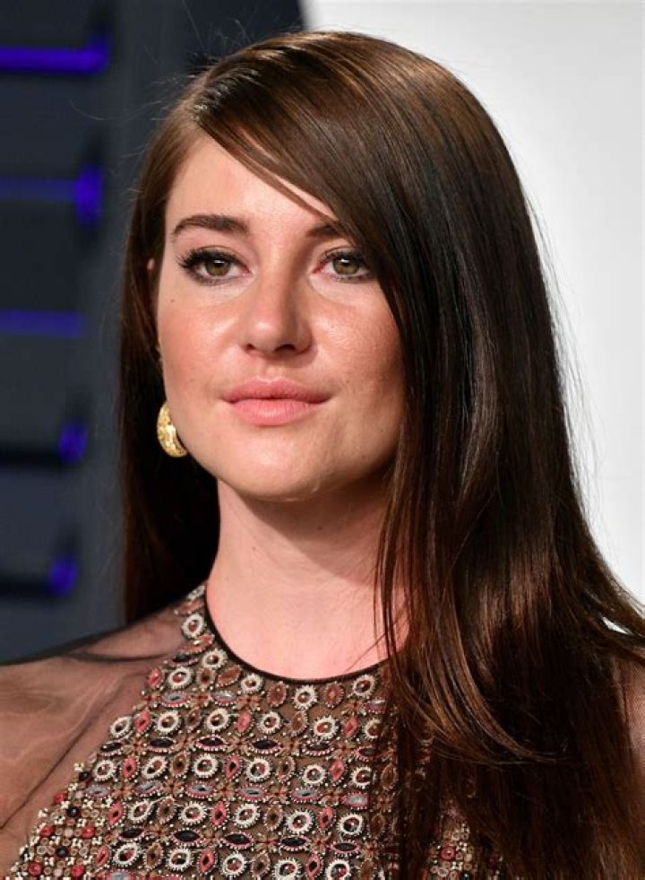 Shailene Woodley 2023, Movies and TV Shows, Nominations, Theo James, Instagram, Short Hair