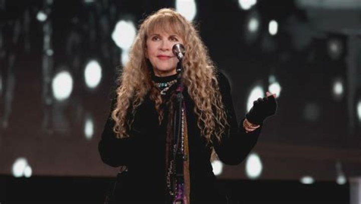 Stevie Nicks Age Today, Bio, Husband, Children, Albums, Songs and Net Worth