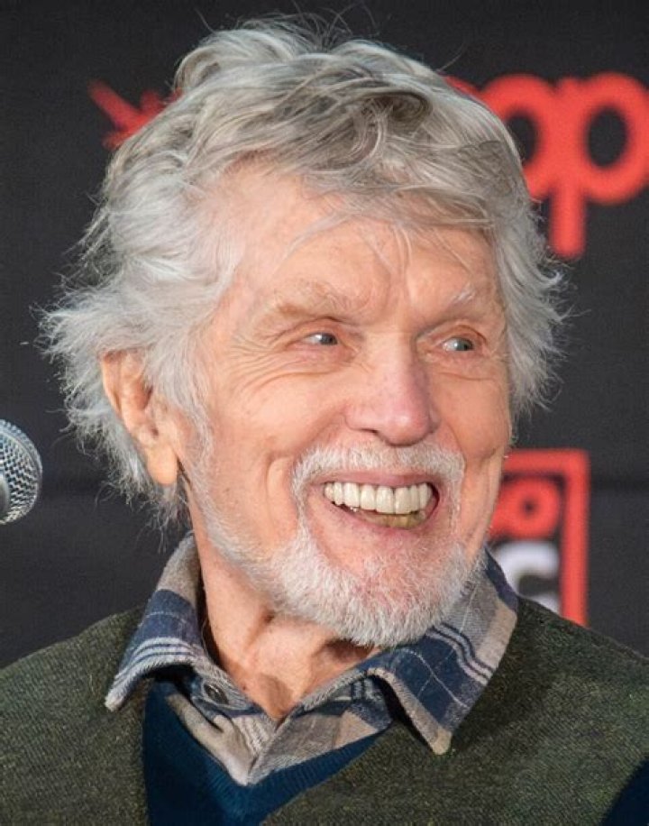 Tom Skerritt’s Net Worth, Age, Height, Weight, Wife, Kids, Bio-Wiki