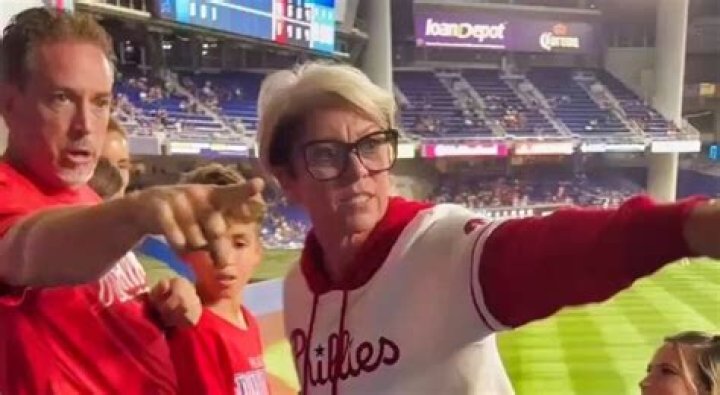 Who Is Baseball Outfielder Jorge Soler’s Wife Leydis Serrano? Meet Her On Instagram