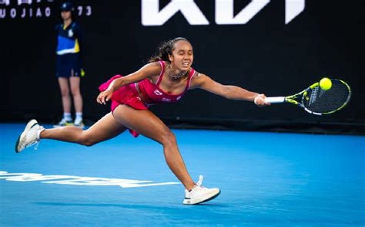 Who Is Jodeci Malixi Fernandez? Meet The Dentist Sister Of Tennis Star Leylah Annie Fernandez