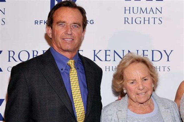 Who Is Kennedy Cymone’s Mom Shelly Harrington Sanders?