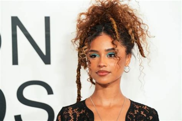 Young Lyric’s biography: age, net worth, Mom, rap game